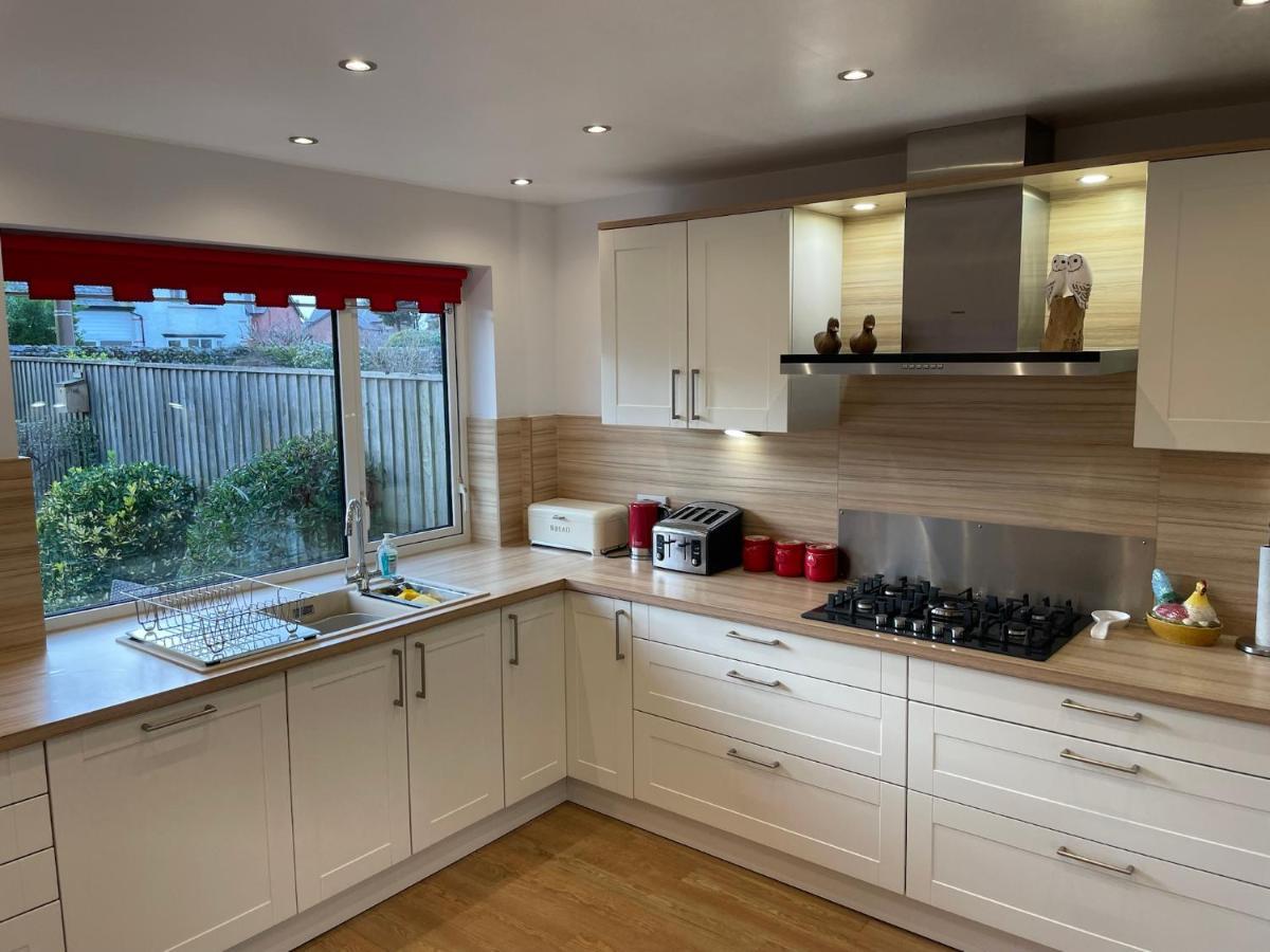 'Sounion' - Fabulous, Spacious Modern House With Large Private Garden In Leafy Lytham Lytham St Annes Exterior photo